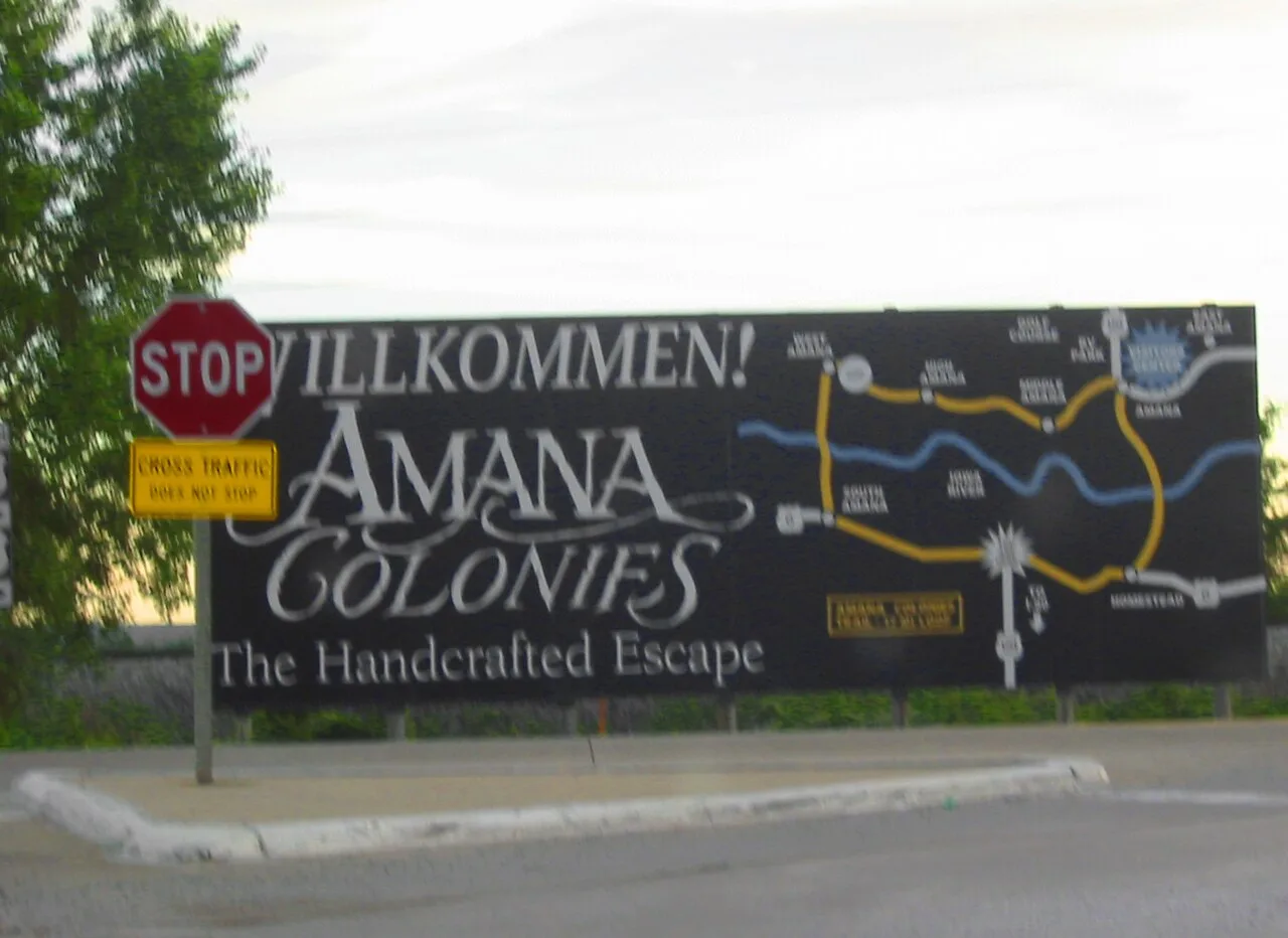Wilkommen to Amana Colonies, roadside sign
