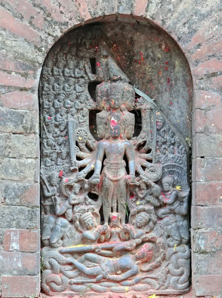 Chapter 11 of the Gita refers to Krishna as Vishvarupa (above). This is an idea found in the Rigveda.[257] The Vishvarup