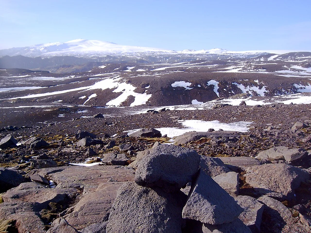 Eyjafjallajökull in March 2006, viewed from a recreation area on the Sólheimajökull, a glacier on the Katla volcano