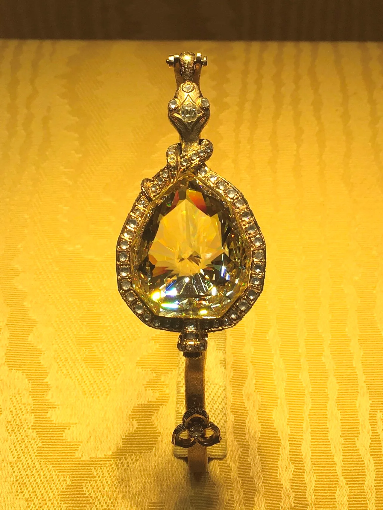 Replica of the Florentine, set in a piece as it originally appeared in the 16th-17th century
