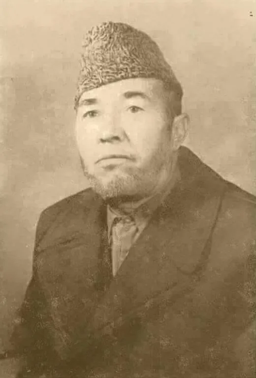 Ibrahim Khan, known as "Ibrahim Gawsawar", the leader of an armed Hazara uprising against excessive taxation during Zahi