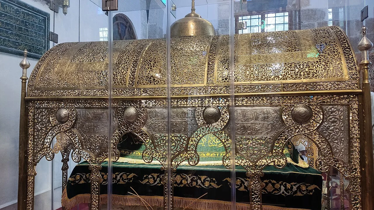 قبر الشيخ محيي الدين بن عربي