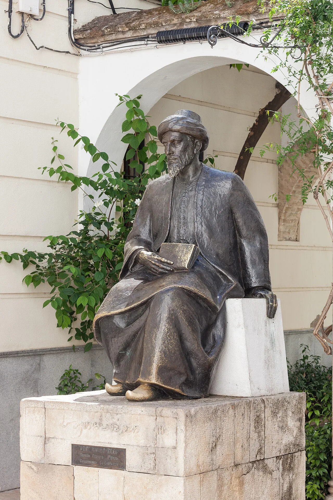 Monument in Córdoba