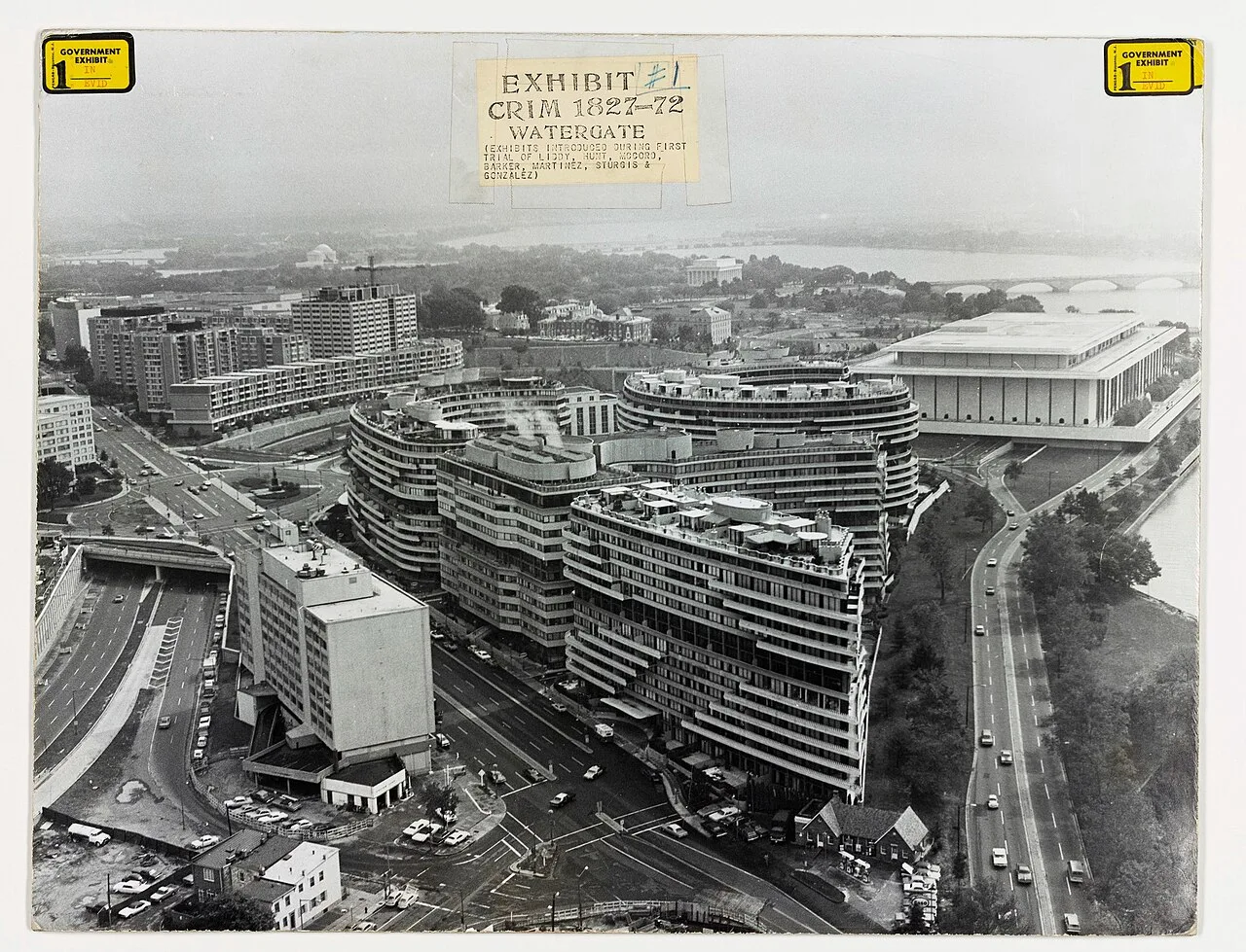 Felt saw all files on the FBI's investigation of the burglary at the Watergate complex in 1972