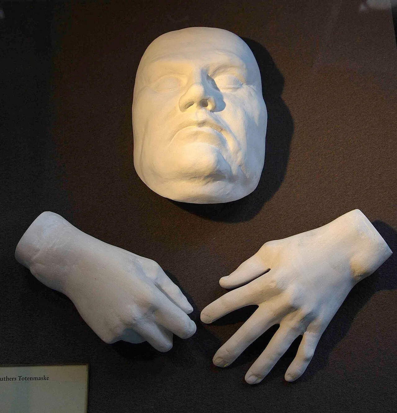 Casts of Luther's face and hands at his death, in the Market Church in Halle[260]