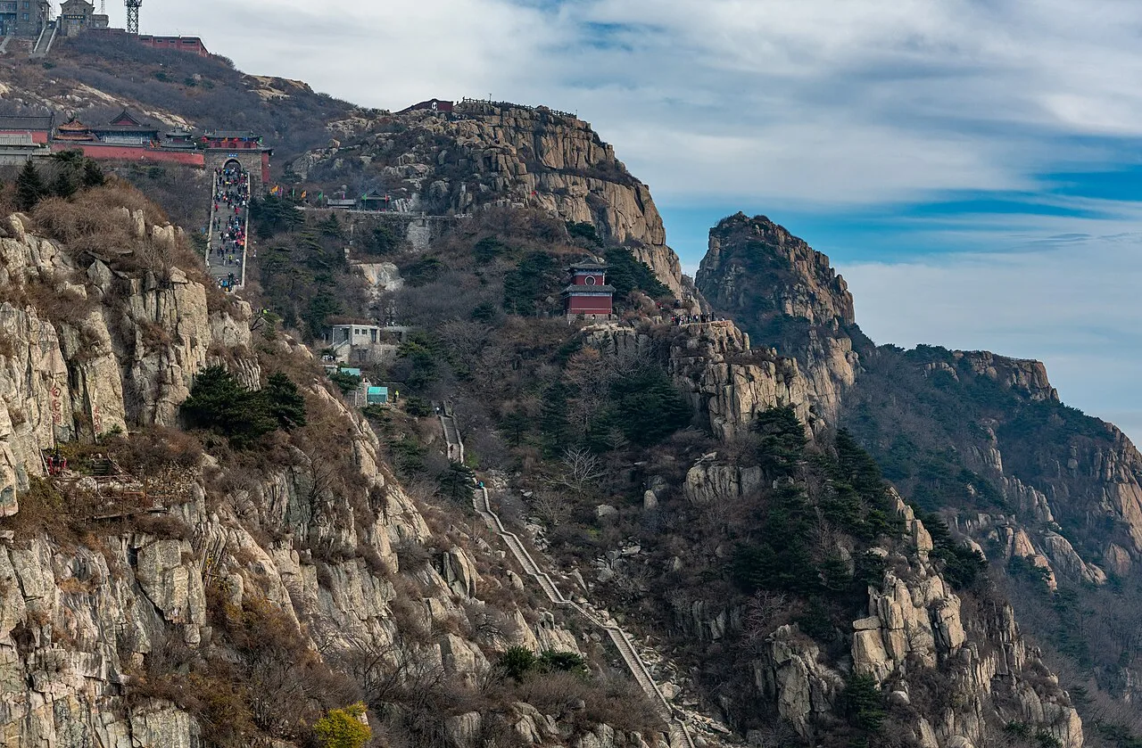 50304-Taishan (49055660366)