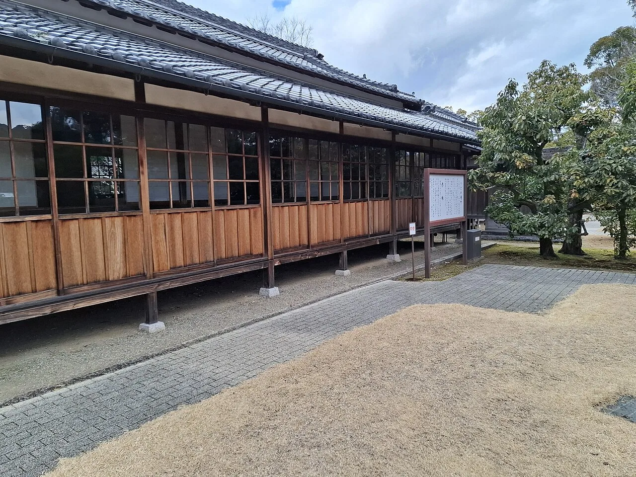 The first Tenrikyo gathering hall where Nakayama Miki's followers first assembled. The gathering hall has been moved fro
