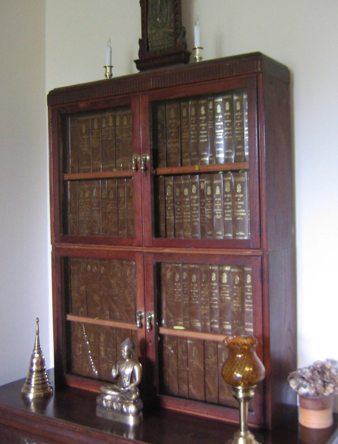 Standard edition of the Thai Pali Canon