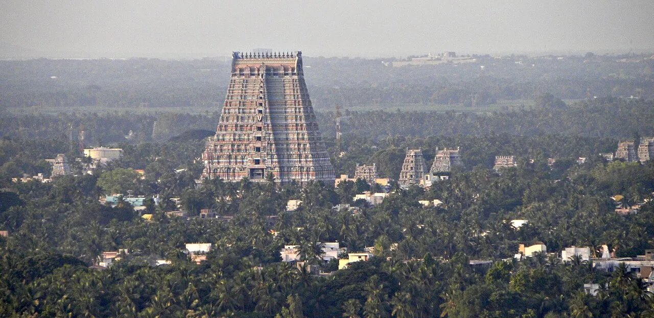 Major Vaishnava temples are associated with the Ramanuja's tradition, such as the above Srirangam Ranganatha temple in T