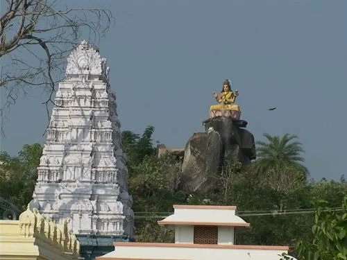Saraswati temple at Pilani in North Indian style (above), and South Indian style (below). Her temples, like her iconogra