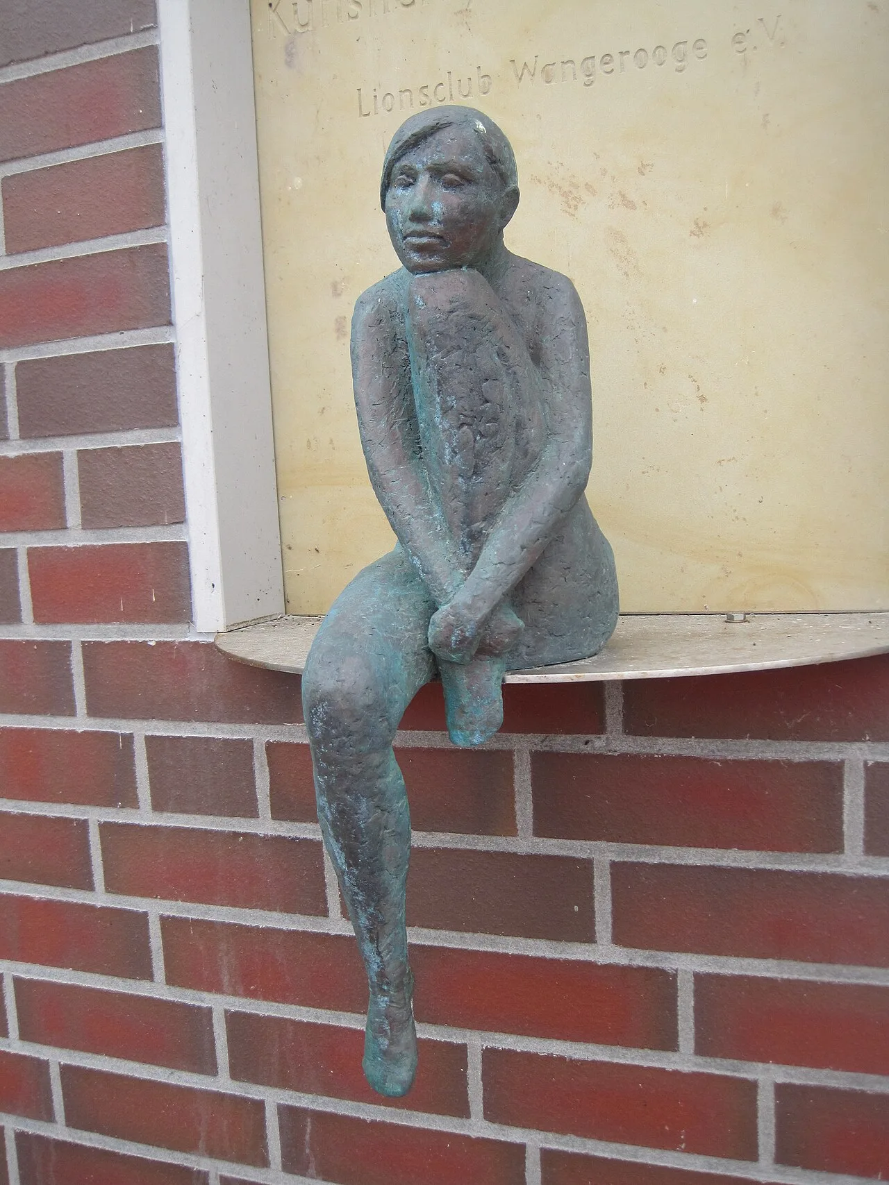 Sehnsucht, sculpture by Susanne Kraißer