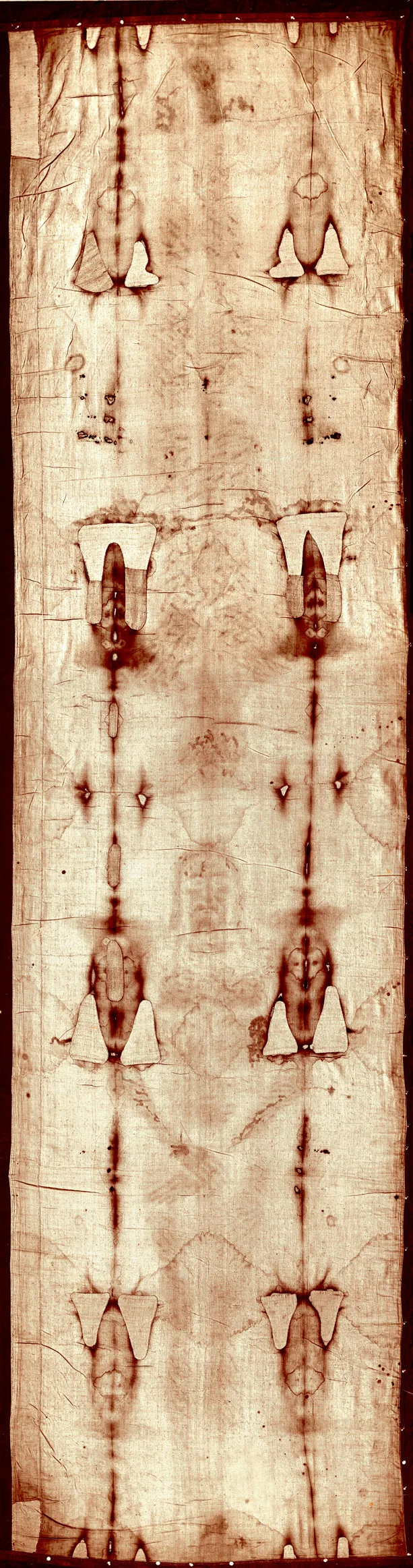 Full-length image of the Turin Shroud before the 2002 restoration