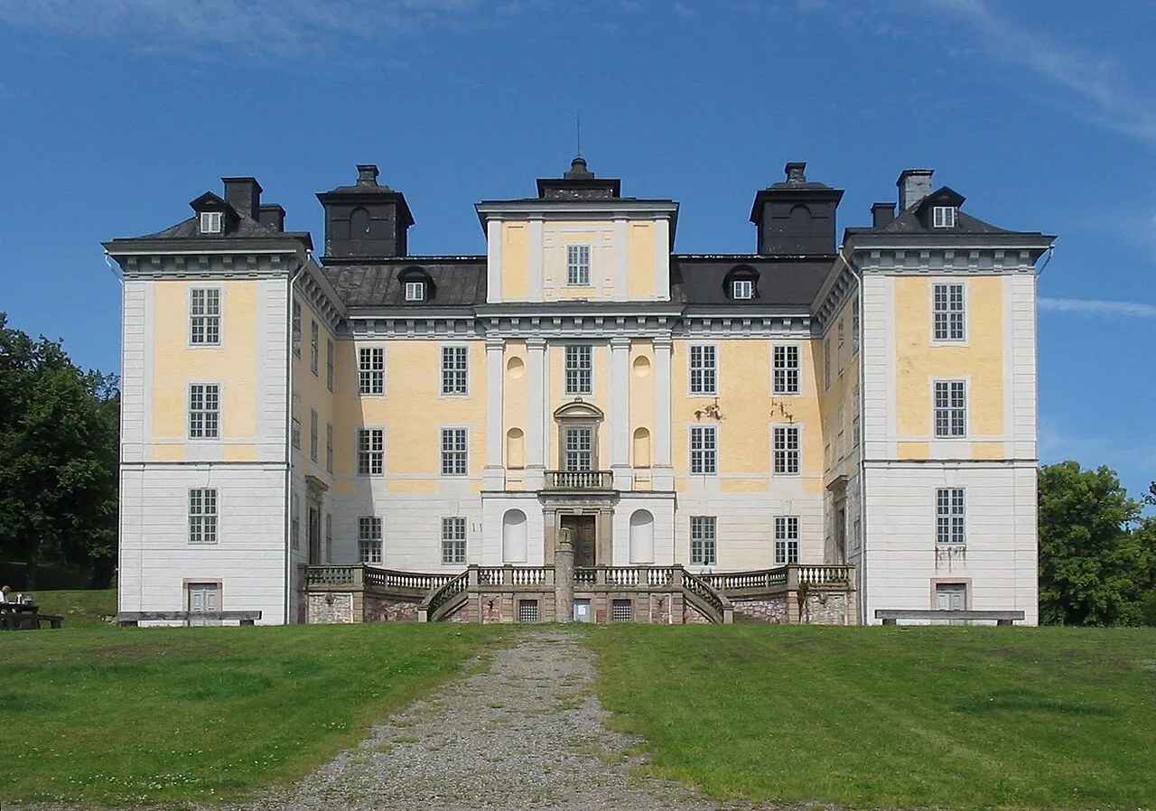 Mälsåker Castle was a Norwegian military academy during World War II (photograph taken in 2007).