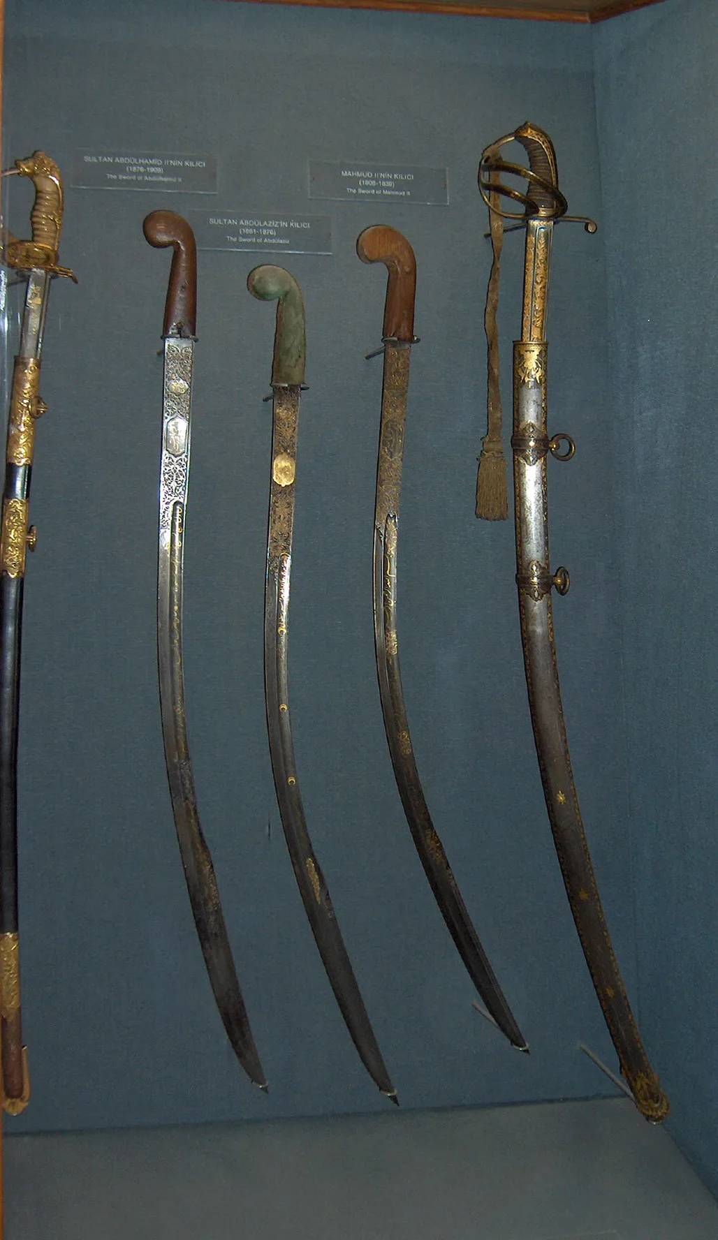 Example photograph showing the swords of several Ottoman sultans in the Topkapı Palace, Istanbul, Türkiye, 2007